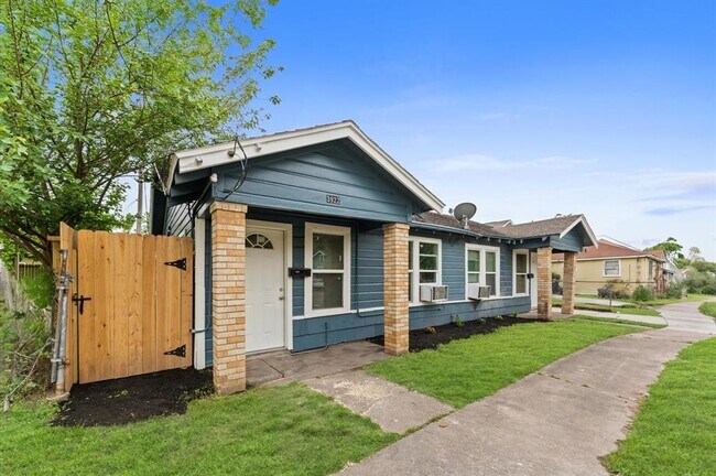 3922 Farmer St in Houston, TX - Building Photo - Building Photo