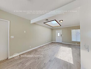 14205 Haynes St in Los Angeles, CA - Building Photo - Building Photo