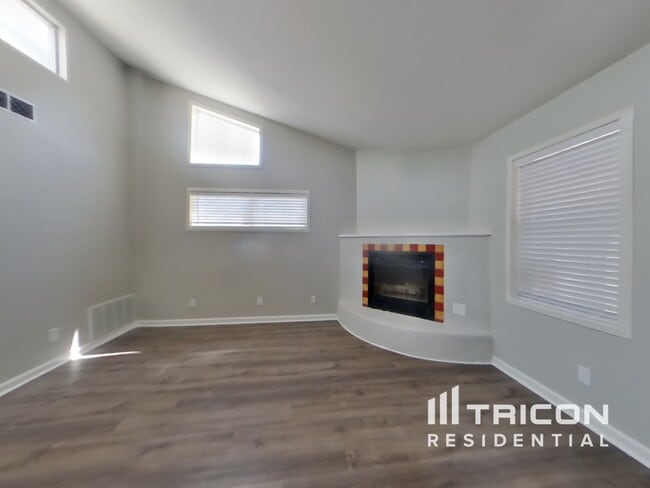 1121 June St NE in Albuquerque, NM - Building Photo - Building Photo