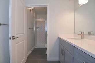 1925 Commonwealth Ave in Boston, MA - Building Photo - Building Photo