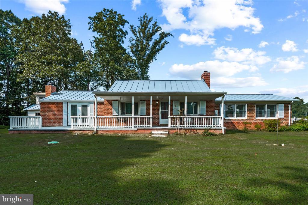2931 Vawter Corner Rd in Louisa, VA - Building Photo