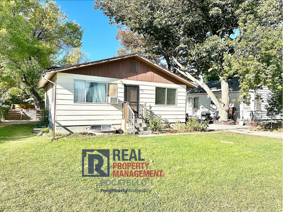 641 N 14th Ave in Pocatello, ID - Building Photo