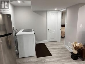 31 Begonia Crescent in Brampton, ON - Building Photo - Building Photo