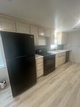 820 N Oak Ave in Ada, OK - Building Photo - Building Photo