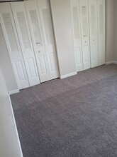 217 Hooton Blvd in Madison, IN - Foto de edificio - Building Photo