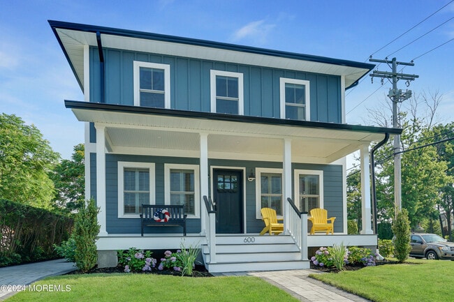 property at 600 Mercer Ave
