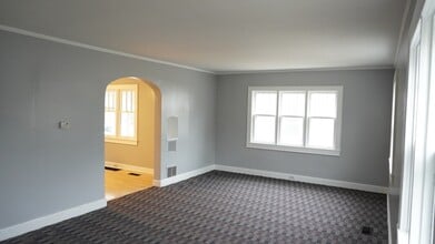 649 Sibley St NW in Grand Rapids, MI - Building Photo - Building Photo