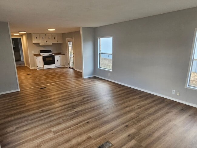 property at 21186 SE 29th St