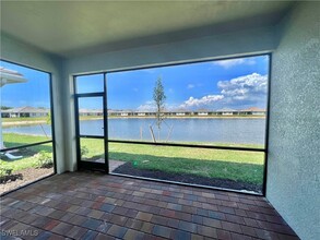 850 Enbrook Lp in Naples, FL - Building Photo - Building Photo