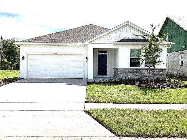 824 Heavenly Dr