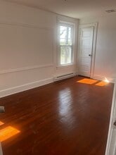 12 S Plank Rd, Unit 12 South Plank in Newburgh, NY - Foto de edificio - Building Photo