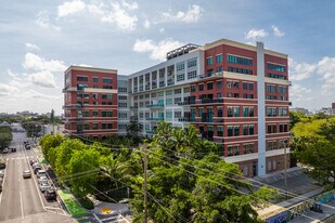 Parc Lofts in Miami, FL - Building Photo