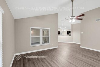 11911 Hickorynut Dr in Tampa, FL - Foto de edificio - Building Photo