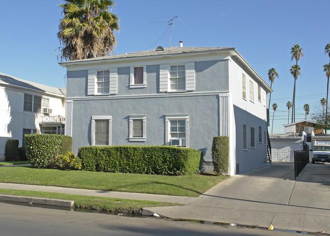 1624 S Bronson Ave in Los Angeles, CA - Building Photo - Building Photo