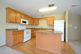 3023 SW Sharmin Ln in Ankeny, IA - Building Photo - Building Photo