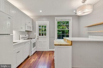 2700 16th St S in Arlington, VA - Building Photo - Building Photo