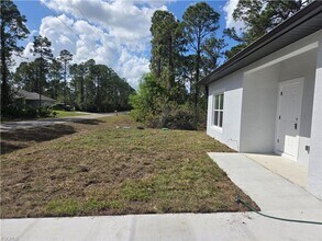 2602 18th St W in Lehigh Acres, FL - Building Photo - Building Photo