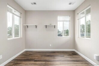 23614 E 5th Pl in Aurora, CO - Building Photo - Building Photo