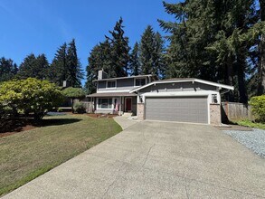9605 166th St E in Puyallup, WA - Building Photo - Building Photo