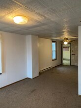 334 E 5th St in Mount Carmel, PA - Building Photo - Building Photo