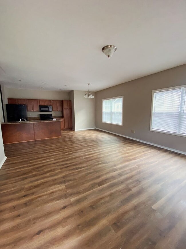 927 E Loren St in Springfield, MO - Building Photo - Building Photo