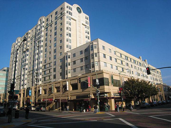 988 Franklin St, Unit PRP601 in Oakland, CA - Building Photo