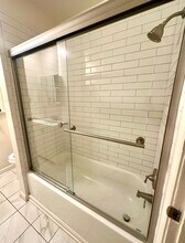 645 Burnside Ave in Los Angeles, CA - Building Photo - Building Photo