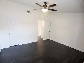 3032 Antique Oaks Cir in Winter Park, FL - Building Photo - Building Photo