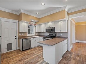 1517 9th Ave in Rock Island, IL - Building Photo - Building Photo