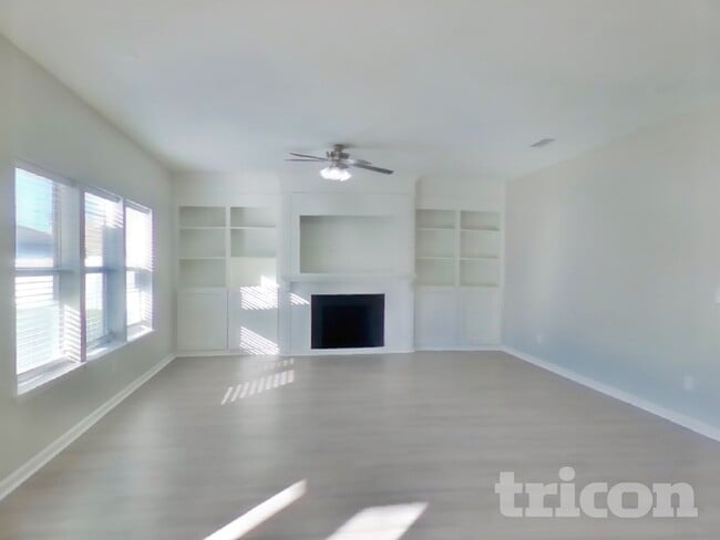 2882 Spoonbill Trail in Orange Park, FL - Foto de edificio - Building Photo