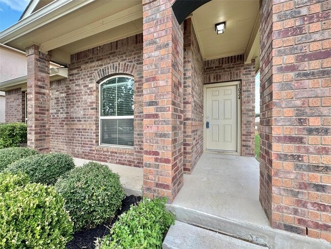 1024 Britt Ln in Leander, TX - Building Photo - Building Photo