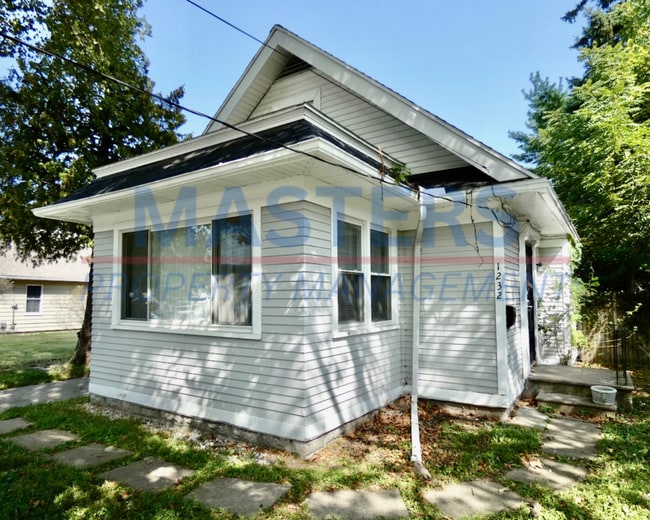 1232 Walbridge Ave in Toledo, OH - Building Photo - Building Photo