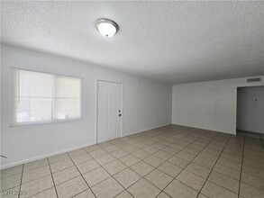 1904 Rexford Dr in Las Vegas, NV - Building Photo - Building Photo