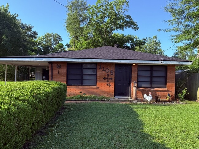 property at 1105 Mildred St