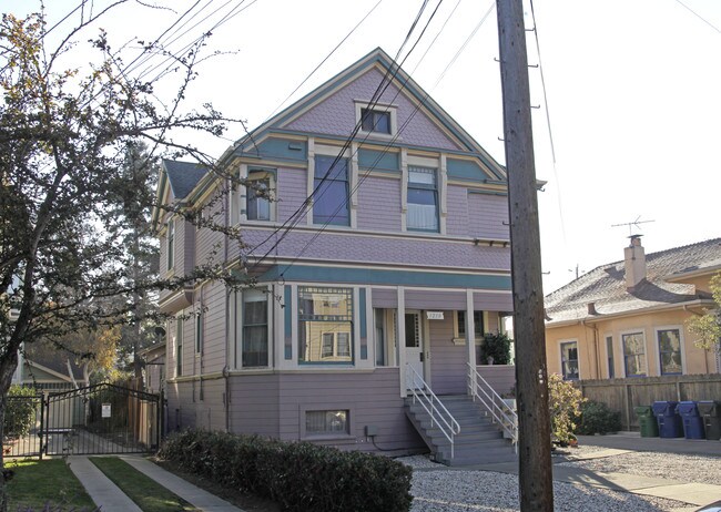 1210 Paru St in Alameda, CA - Building Photo - Building Photo