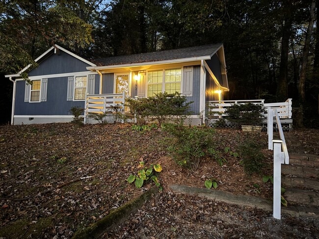 702 Holly Ave