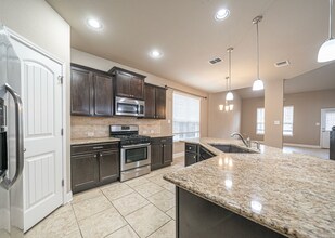 12911 White Oak Mill in San Antonio, TX - Building Photo - Building Photo