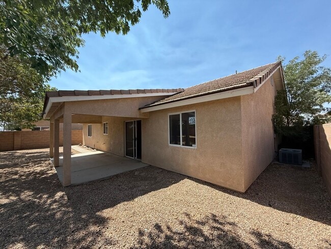 3754 Heather Ave in Kingman, AZ - Building Photo - Building Photo
