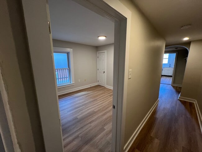 419 N Market St, Unit Apt A in Frederick, MD - Building Photo - Building Photo