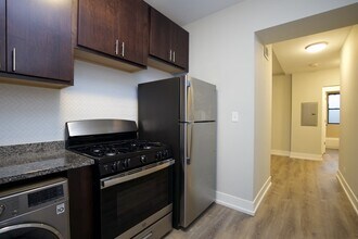 1133 Maple Ave, Unit A4 in Evanston, IL - Building Photo - Building Photo