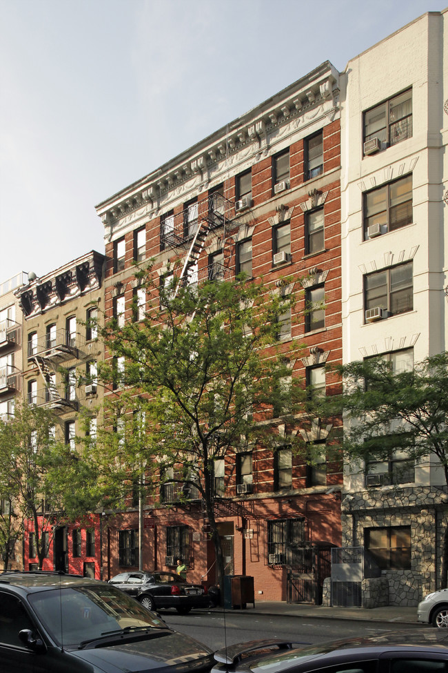 416 E Tenth St in New York, NY - Building Photo - Building Photo