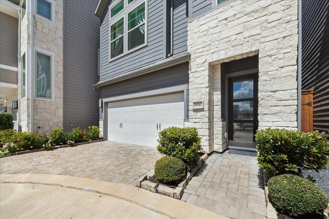 10942 Brambling Wood Dr in Houston, TX - Building Photo - Building Photo
