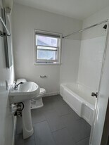 1781 Orchid Ave, Unit 201 in Los Angeles, CA - Building Photo