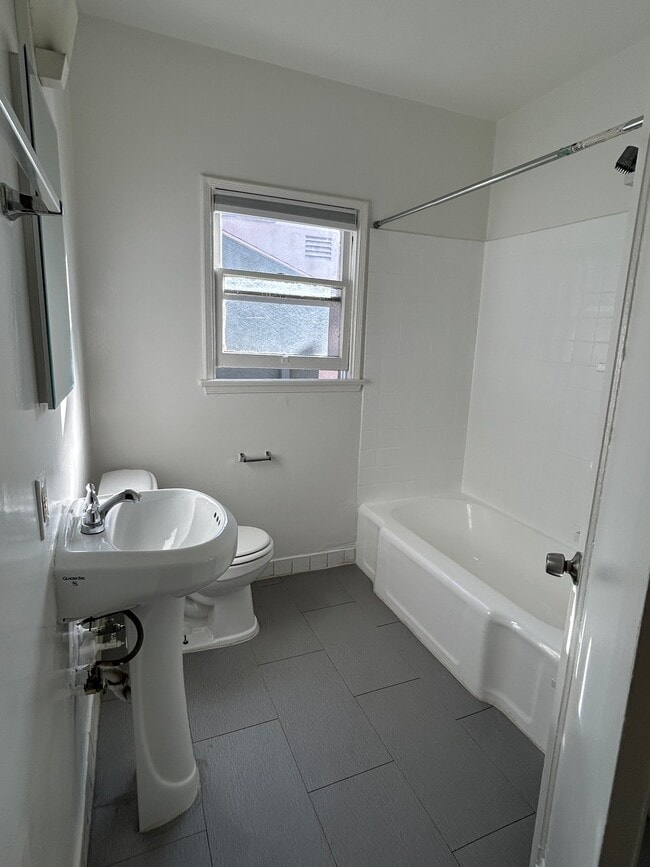 1781 Orchid Ave in Los Angeles, CA - Building Photo - Building Photo