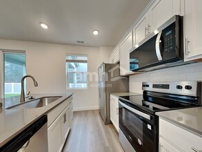 7738 Brenden St SW in Olympia, WA - Building Photo - Building Photo