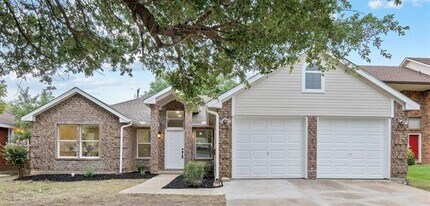 822 Trevor Way in Arlington, TX - Building Photo - Building Photo
