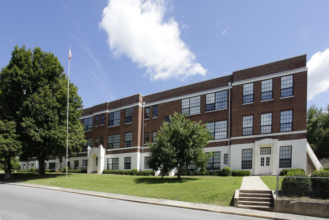 Thomas Jefferson in Bristol, VA - Building Photo