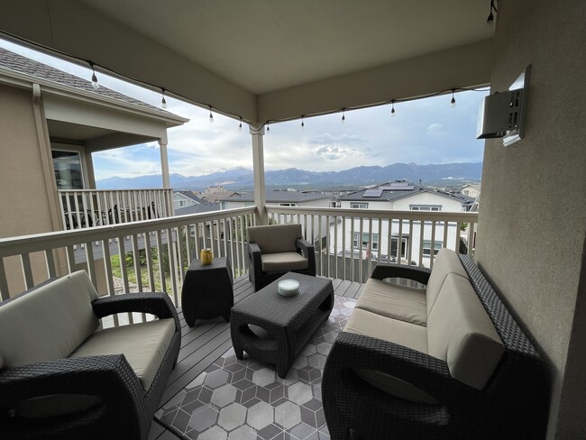 1410 Promontory Bluff Vw in Colorado Springs, CO - Foto de edificio - Building Photo