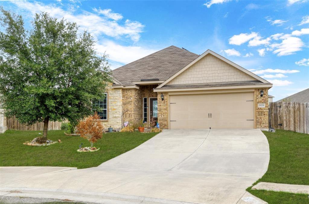 19228 Jonah Lee Ct in Manor, TX - Building Photo
