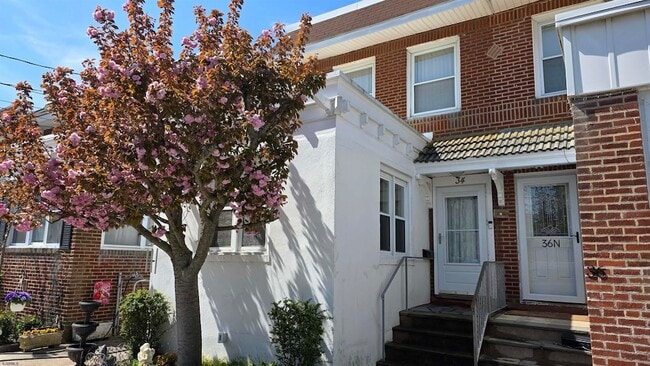 property at 34 N Montgomery Ave